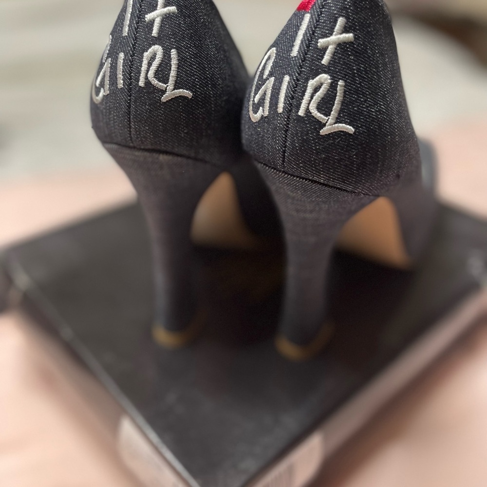 Christian Siriano Denim Heels! It Girl! - Picture 5 of 5